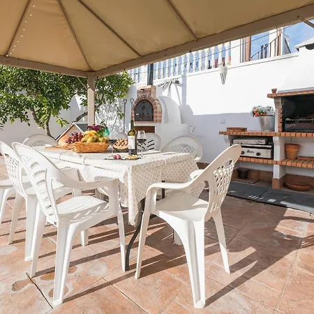 Lovely In San Jose Del Valle With Kitchen Prázdninový dům
