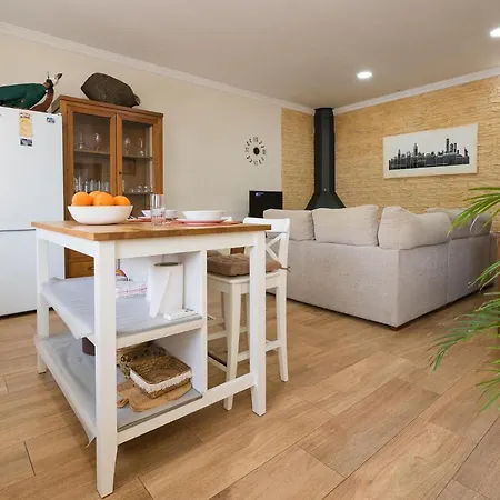 Lovely In San Jose Del Valle With Kitchen Prázdninový dům
